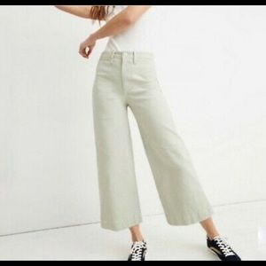 Madewell Wide Leg Cropped Jeans in Light Sage